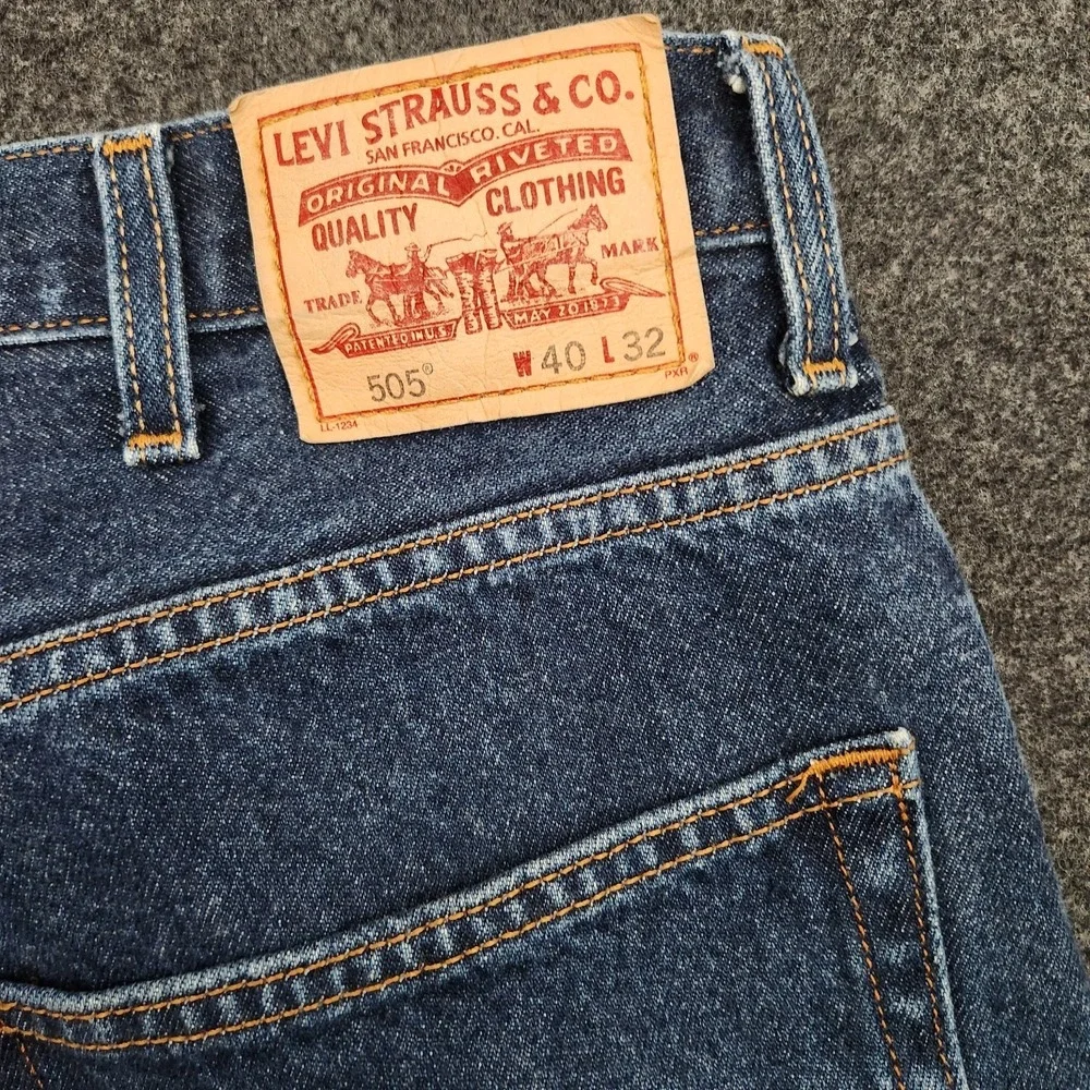 Levis‎ 505 Mens 40x32 Blue Medium Wash Regular Fit Denim Jeans